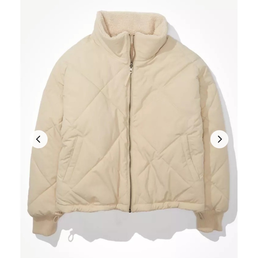 American Eagle Reversible Puffer Jacket Womens M Cream Excellent Sherpa Quilted - Picture 3 of 12